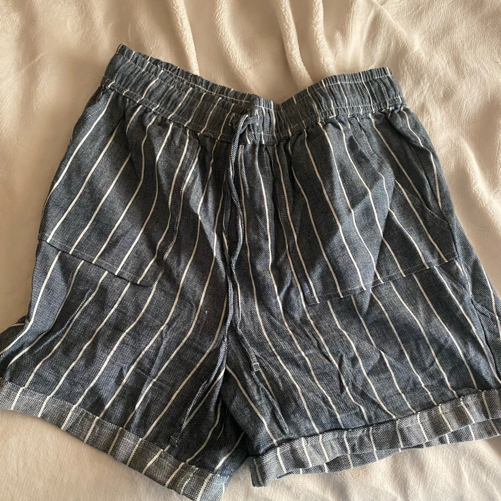 🩵New jean striped shorts🩵